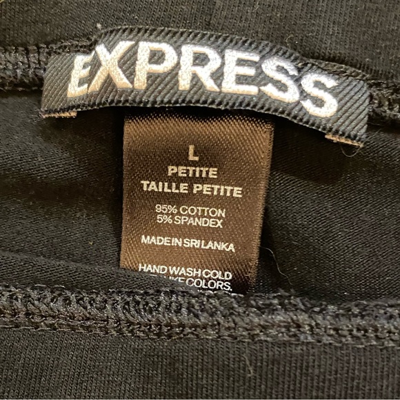 Express distressed leggings. Leggings with slits. Woman’s size is petite large - Picture 12 of 14